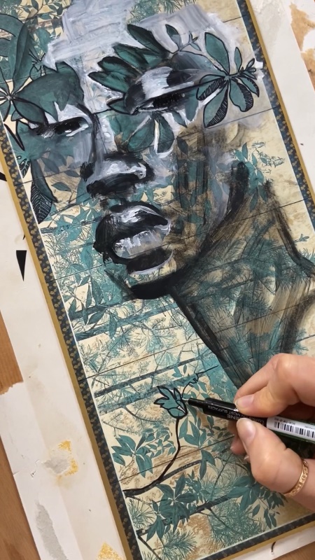 marie extrasystole en train de peindre